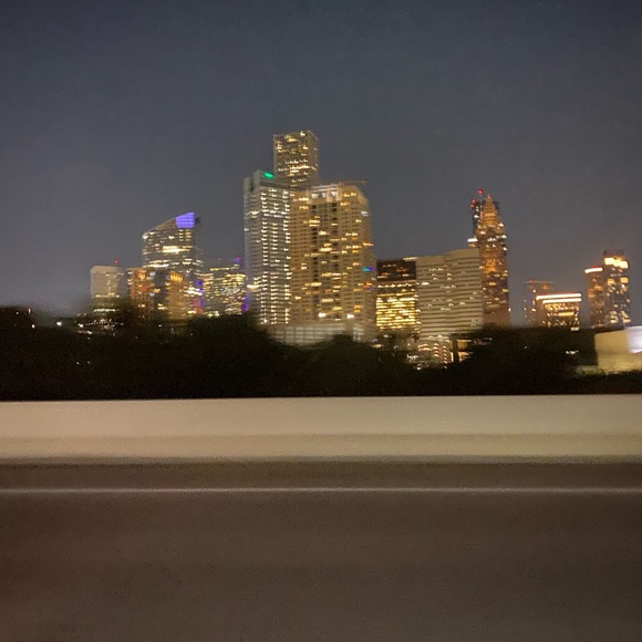 Meet your Posher, Mya - Picture 1 of 1